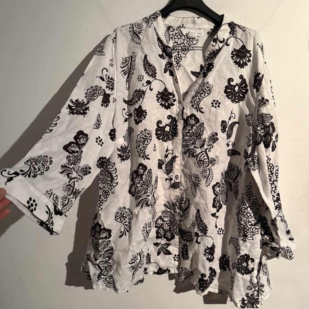 Lucy Laurel 2X Plus Size Linen‎ Button Down Floral Black White